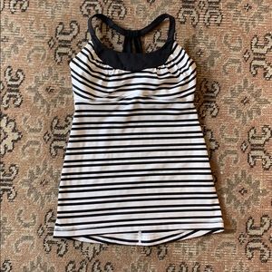 Lululemon tank with built in support